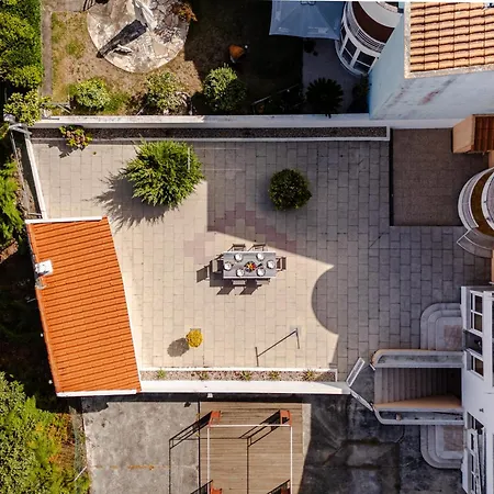 Daire Caldas Charm Getaway - Garden Terrace & Comfort Caldas Da Rainha