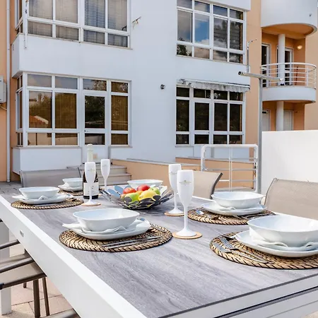 Caldas Charm Getaway - Garden Terrace & Comfort *