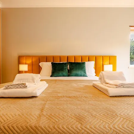 Daire Caldas Charm Getaway - Garden Terrace & Comfort Caldas Da Rainha