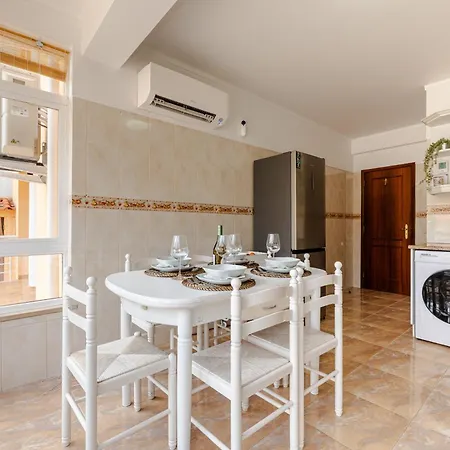 Daire Caldas Charm Getaway - Garden Terrace & Comfort *
