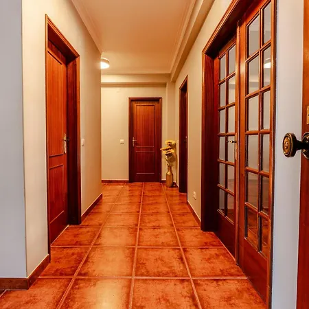 Caldas Charm Getaway - Garden Terrace & Comfort Daire