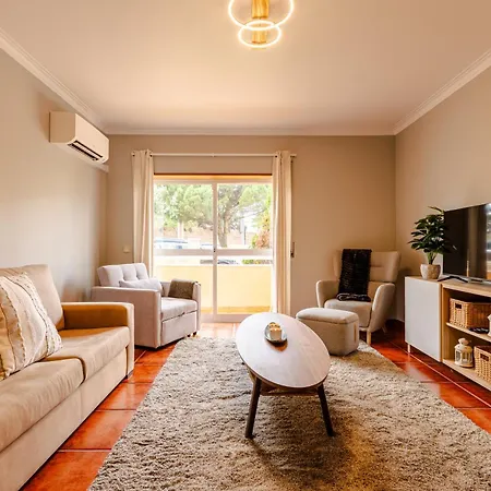 Caldas Charm Getaway - Garden Terrace & Comfort Daire *