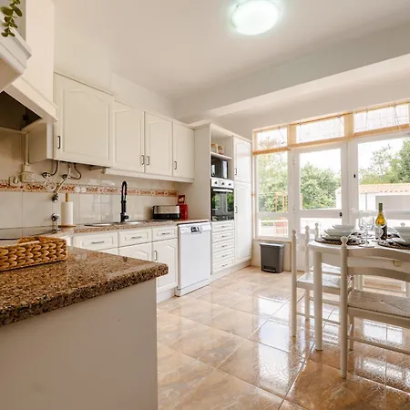Daire Caldas Charm Getaway - Garden Terrace & Comfort Caldas Da Rainha
