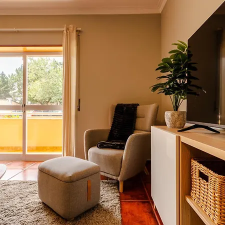 Daire Caldas Charm Getaway - Garden Terrace & Comfort Caldas Da Rainha